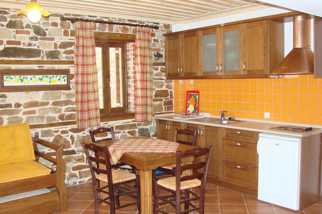 Alexis New Villas Chrisi Ammoudia Exteriör bild